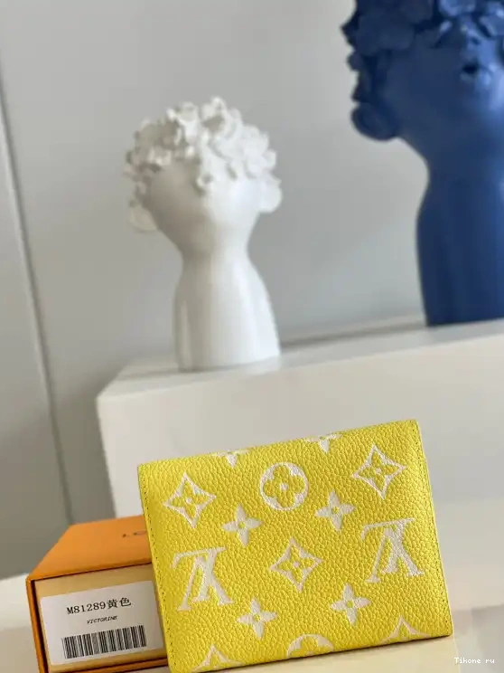 Affordable Louis Vuitton Wallet VICTORINE 0629